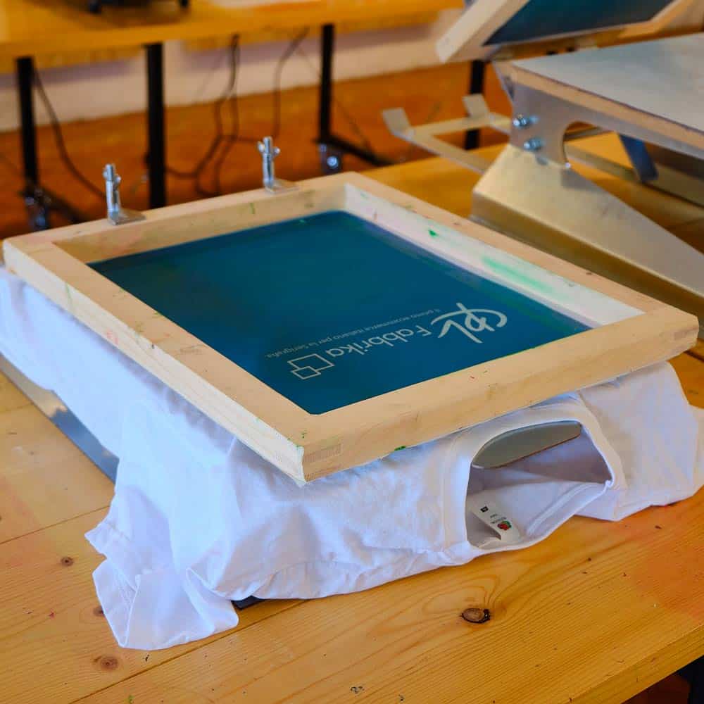 Il Kit ideale per iniziare a stampare in serigrafia su tshirt - CPL Fabbrika